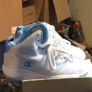 Kid (Boys) Champion High Top Sneakers